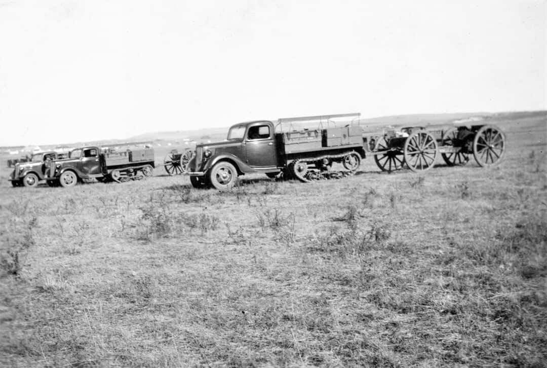1933-Jeeps-at-Sarcee