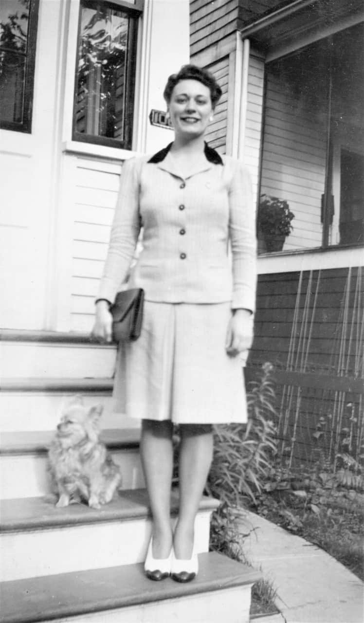 1944-Dec-Grace-McIntyre-Wife