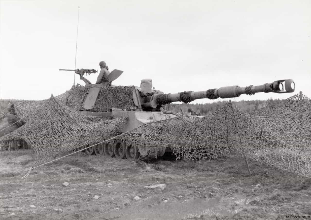 M109 (1970s-1990s) (10)