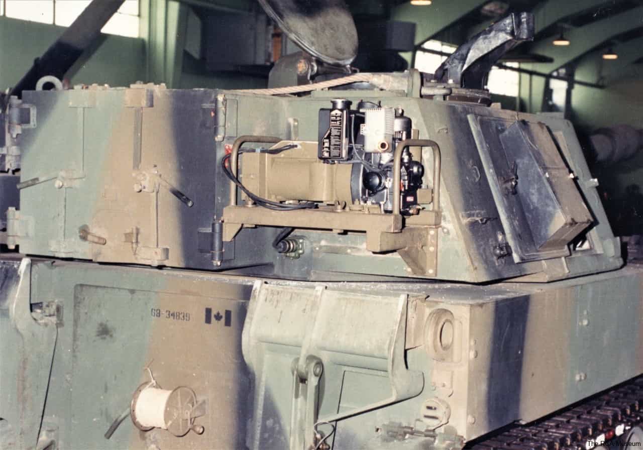 M109 (1970s-1990s) (12)