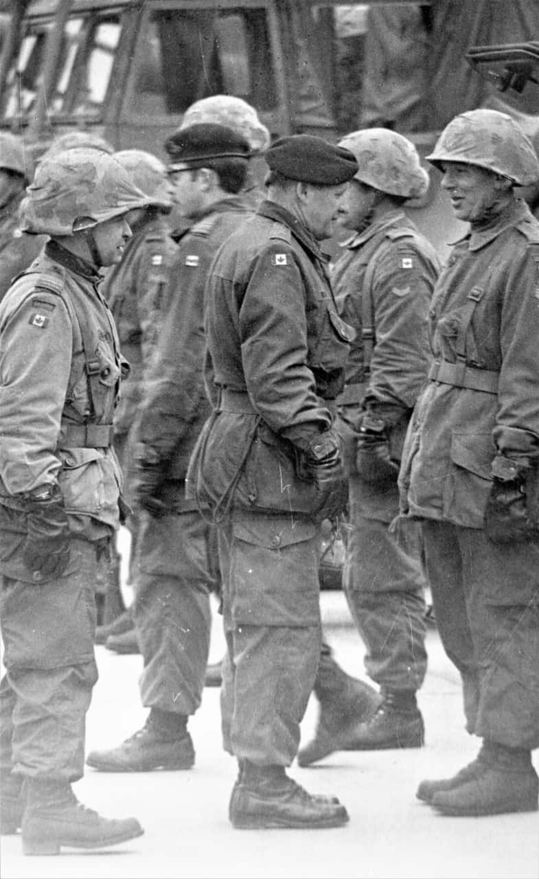 General-Belzile-inspecting-troop-in-Germany-1RCHA-1974-2