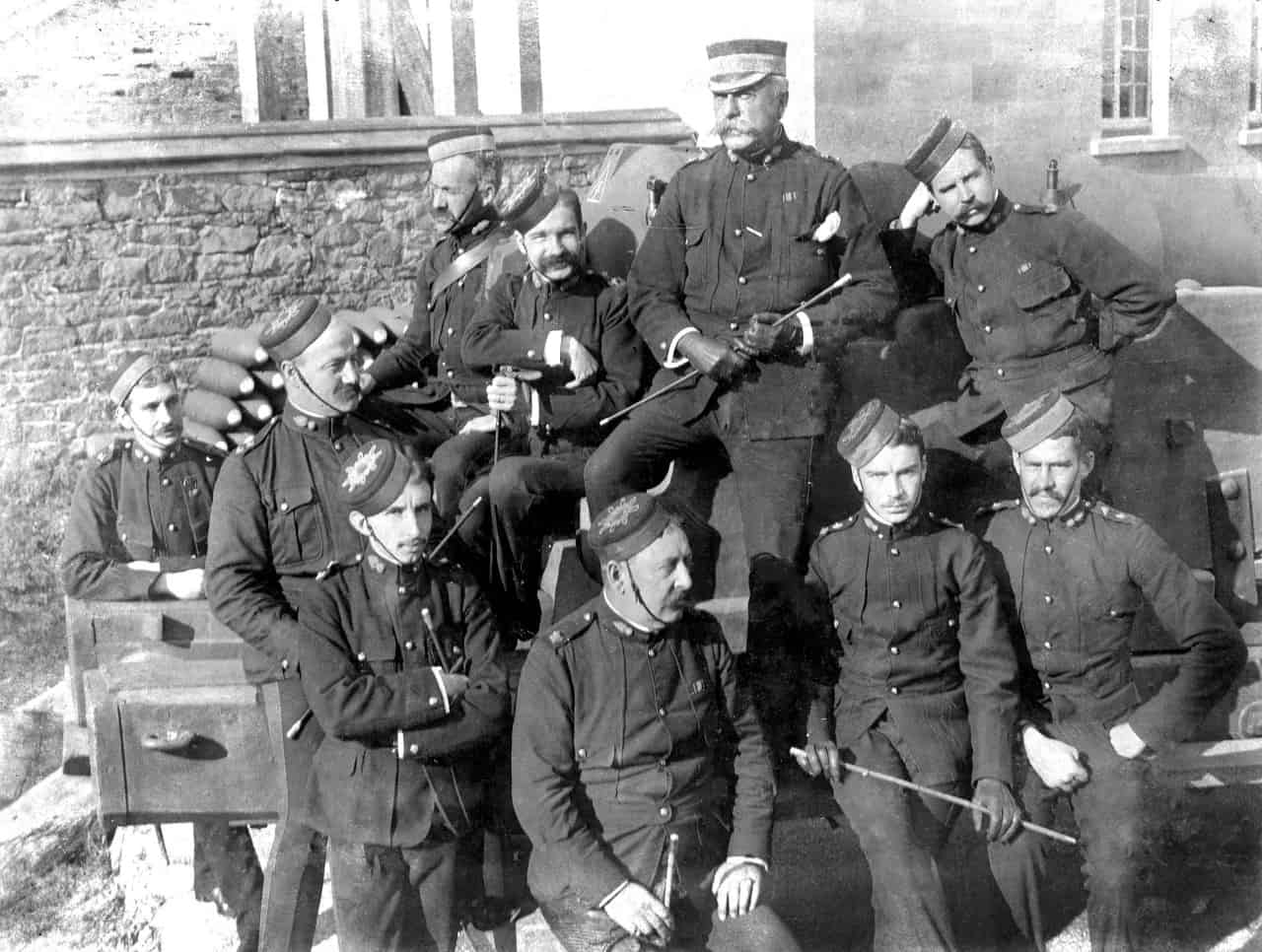 Officers-RCA-Citadel-_-Quebec-cica-1890_s-Shilo-Stag